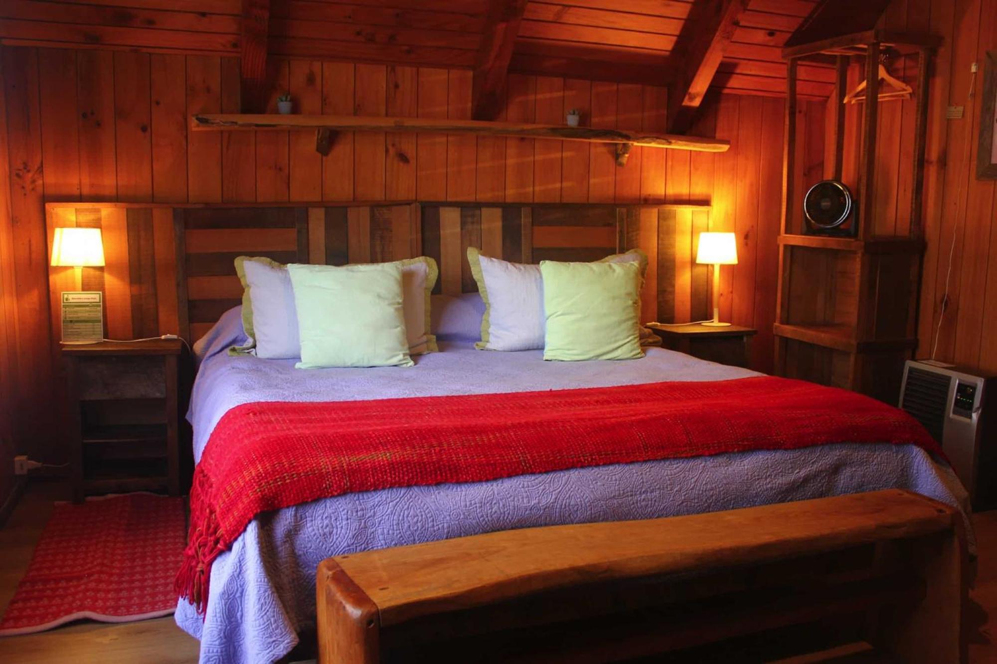 La Araucaria Hosteria Boutique - Ex Lounge Brasil Pucon Bagian luar foto