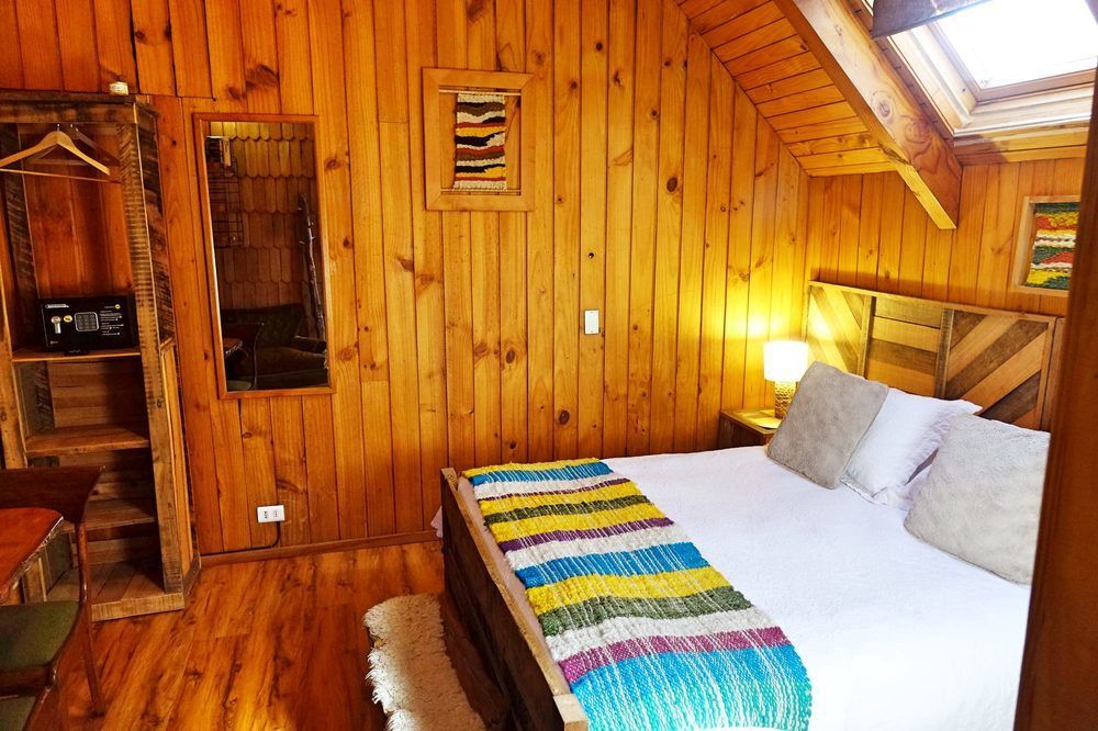 La Araucaria Hosteria Boutique - Ex Lounge Brasil Pucon Bagian luar foto